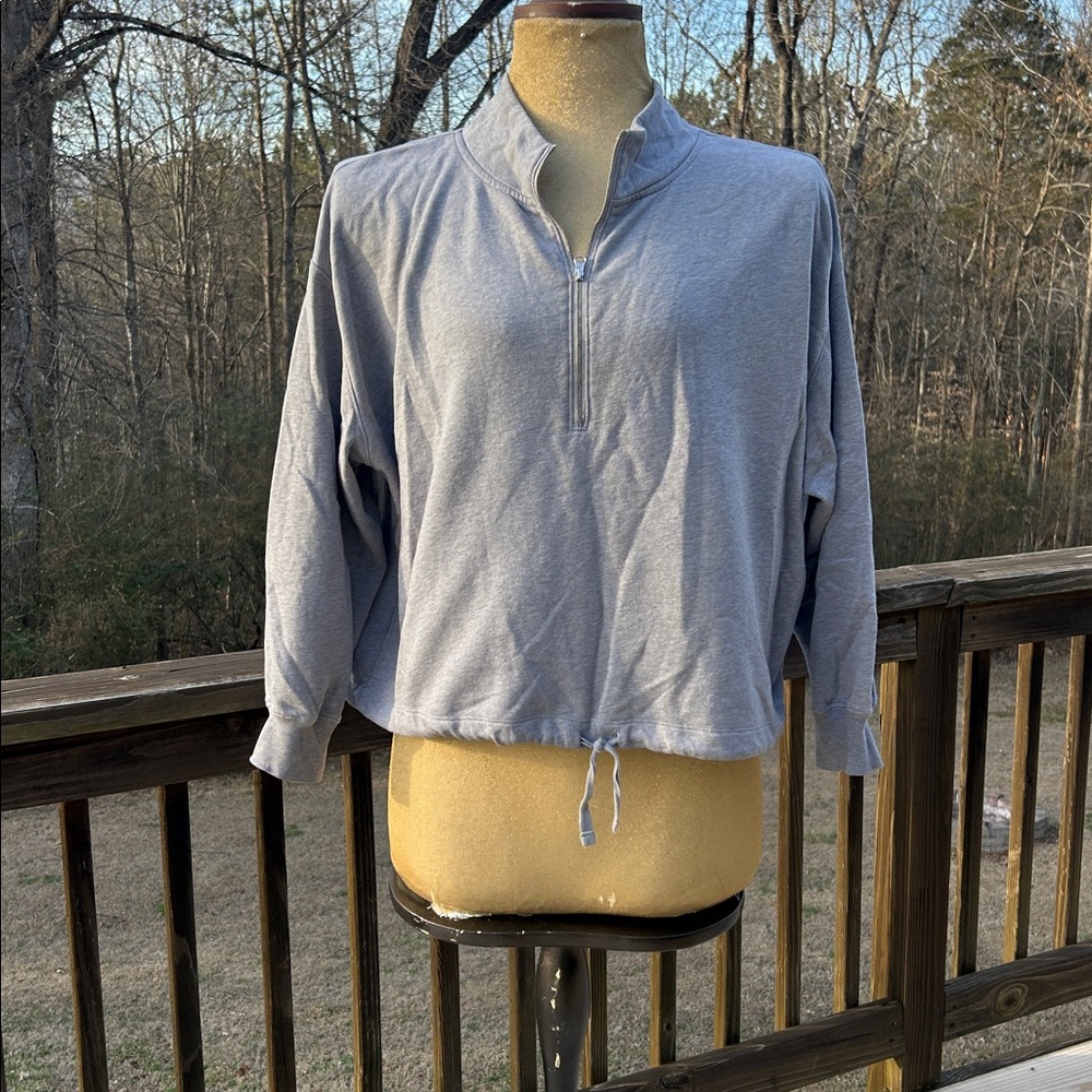 Old Navy Women's Gray Half-Zip Sweatshirt